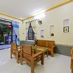 Bougain Villeas Homestay