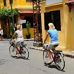 Huyen Tra Que Homestay
