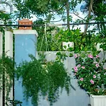 Green Bud Hostel And Homestay