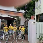 Purple Garden Homestay