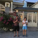 River Park Homestay And Hostel