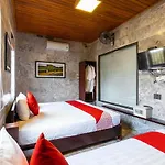 Oyo 467 Hoi An Twin Lake Villa
