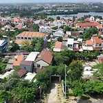 Tammy Hostel