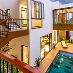 Lido Villa