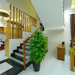 Nhu Y Homestay