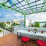 Nhu Y Homestay