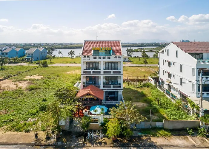 Home River Villa