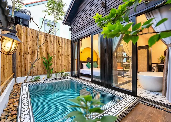 Hoi An Oasis Rosie Villa - 1 Bedroom With Private Pool And Garden View, Local Hoi An Decor