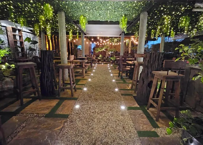 Phoenix Hotel An Bang Beach