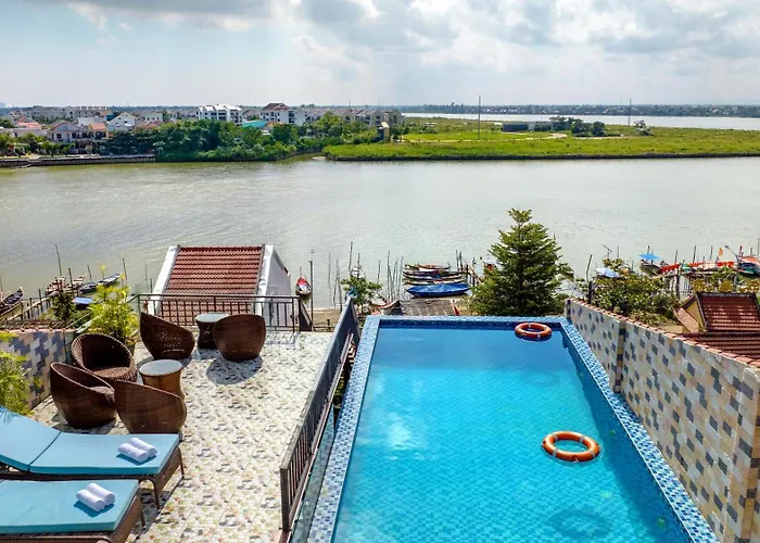 Rockmouse Centre River Villa