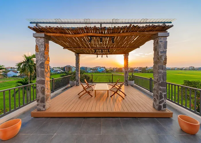 Manling Retreat Hoi An