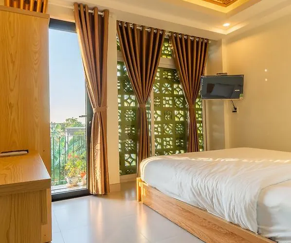 D Central Hoi An Homestay