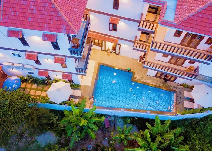 Cam Thanh Village Villas