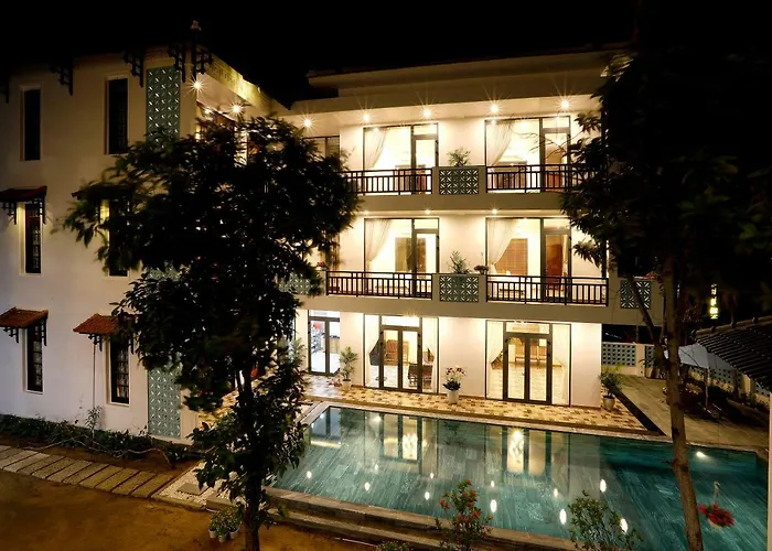 Tropical Garden & Pool Villa