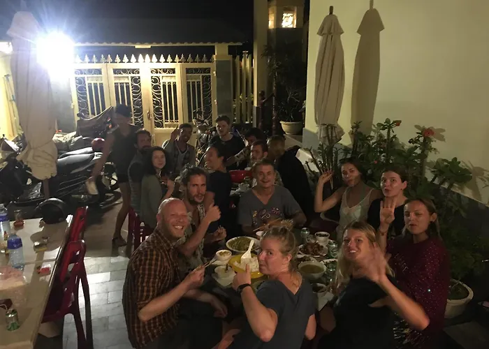 River Park Homestay And Hostel