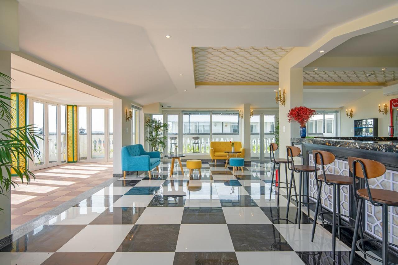 Hotel Blue Sky Boutique & 4*