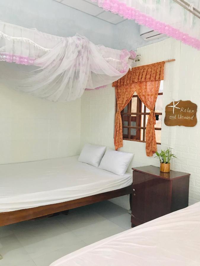 Long Homestay *