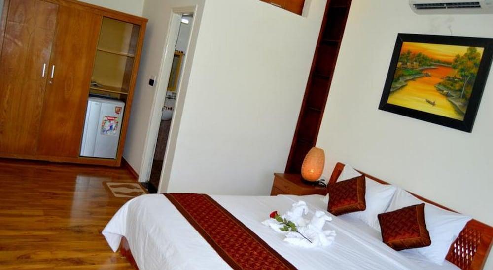 Viets Family River Homestay Hotel