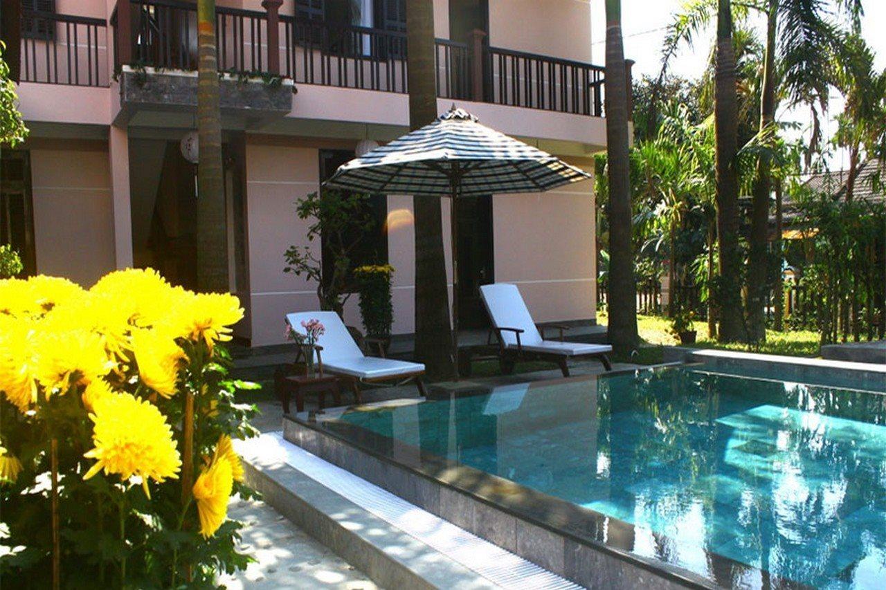 Villa Garden