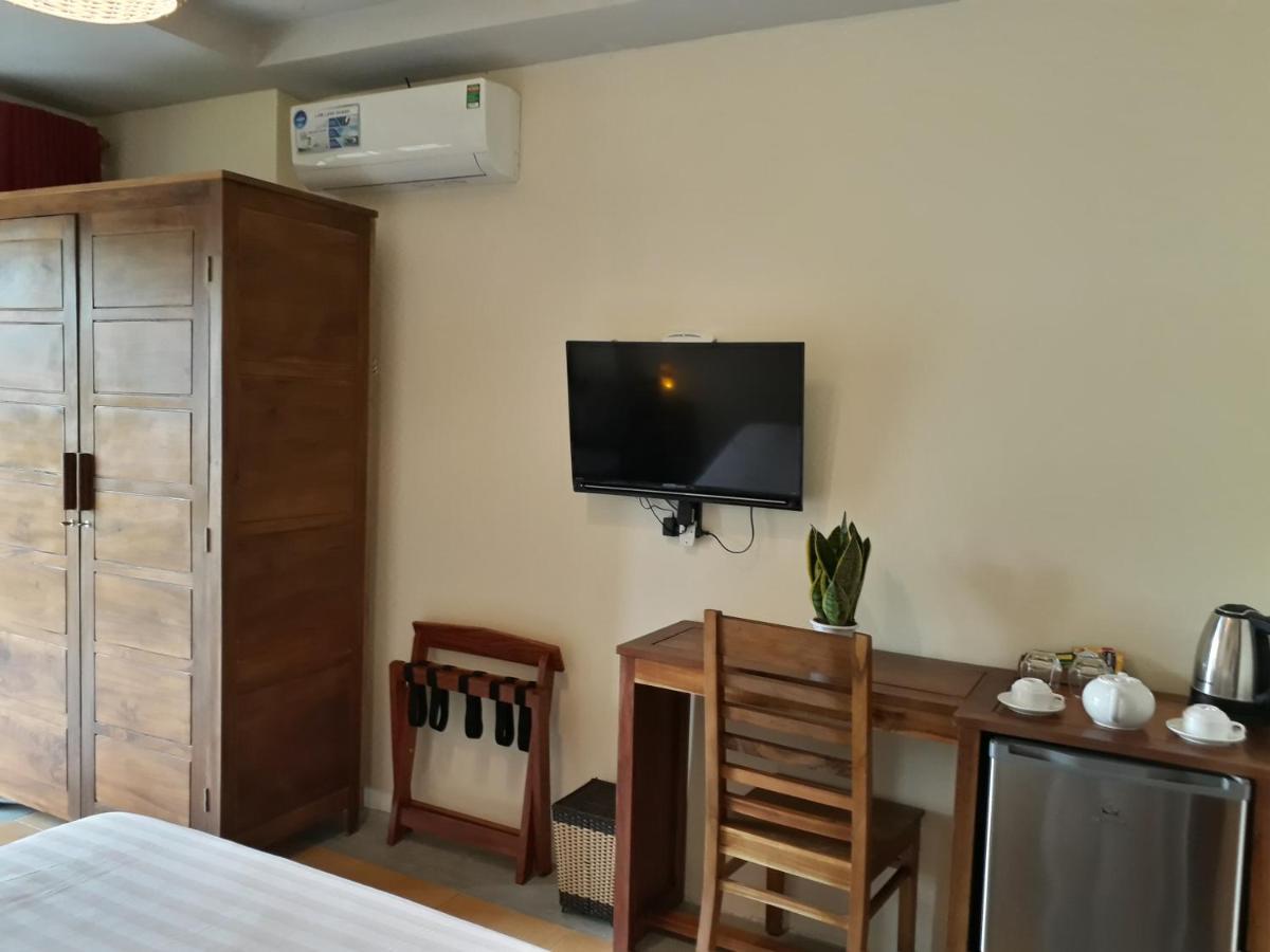 Hotel Pink Tulip