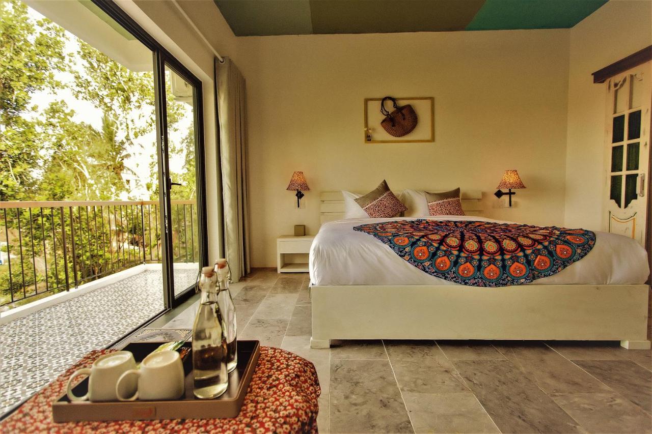 Savanna 3*