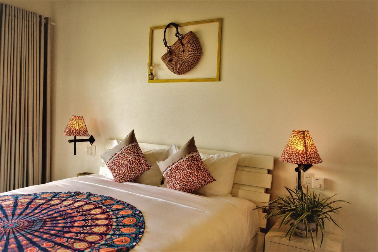 Savanna 3*