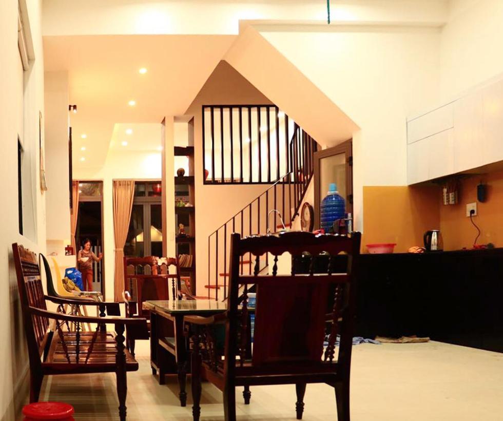 Q.hi Hostel *
