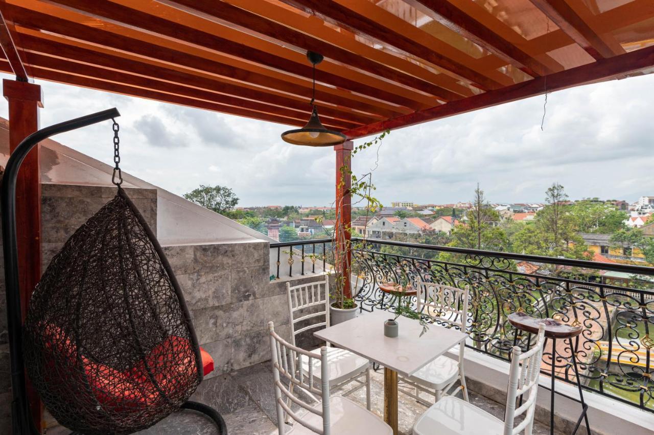 Hoang Trinh Hotel