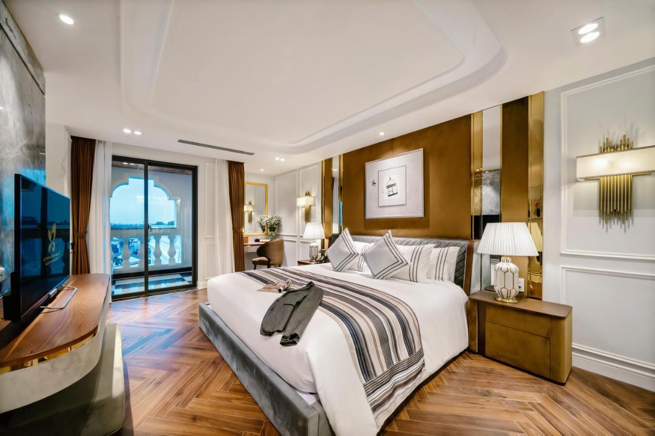 Le Pavillon Gallery & Hotel 4*