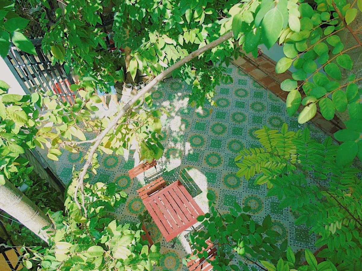 Xanh La Homestay *