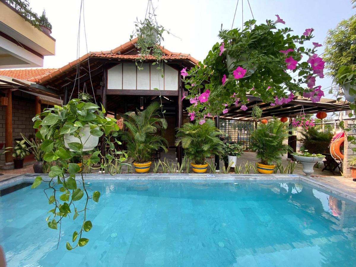 Hometown * Hoi An