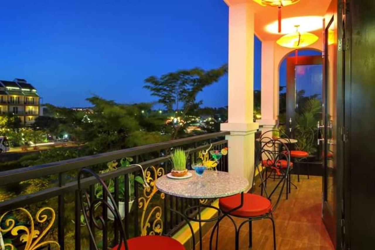 Riverland - Center Hotel 3*