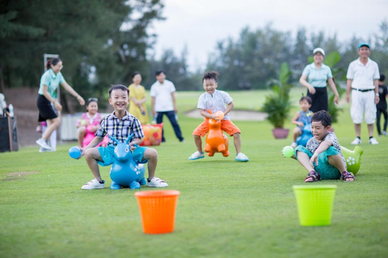 Montgomerie Links & 5* Hoi An