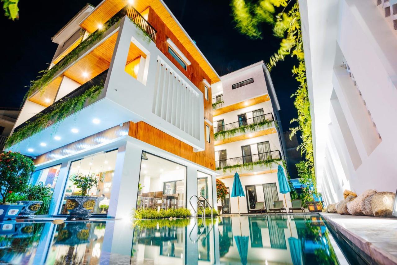 Hotel Hoianese Lip Lip Pool Hoi An