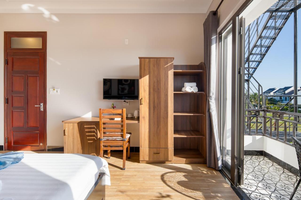 River Villa *