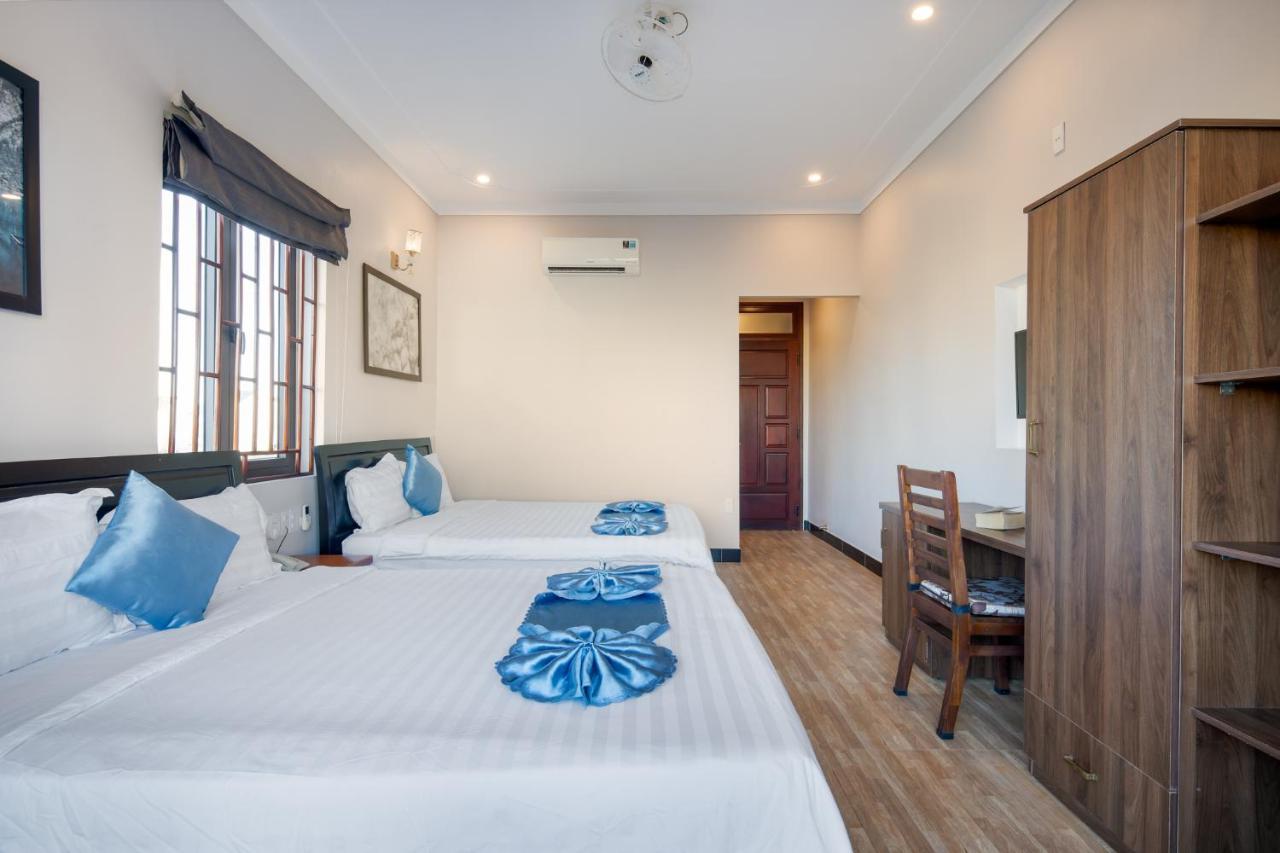 River Villa *