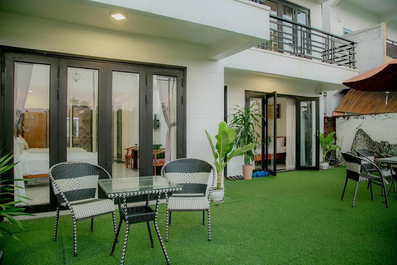 Bi's House