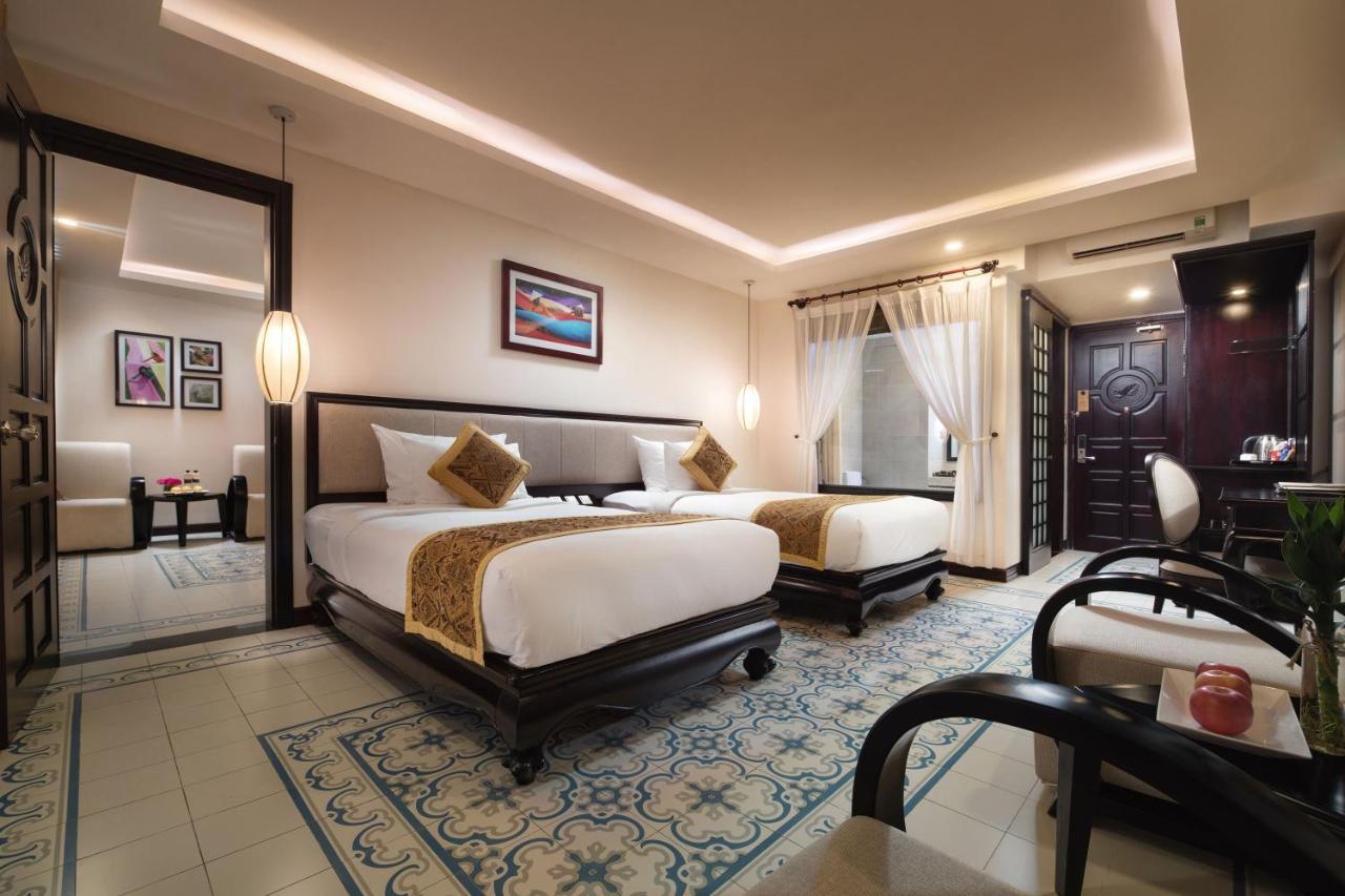 Silkotel Hotel 4*