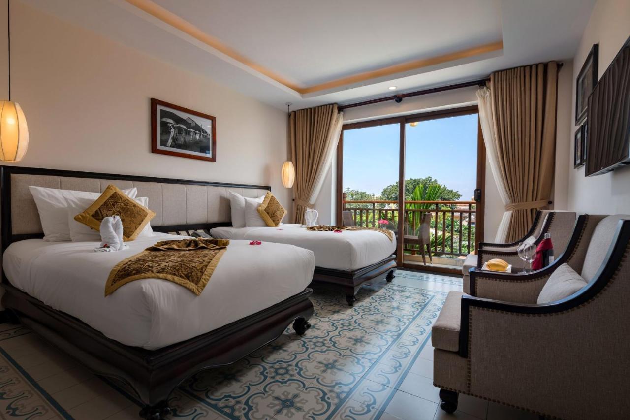 Silkotel Hotel 4*