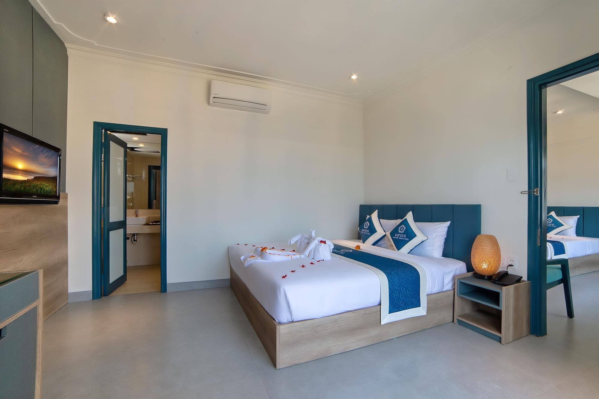 Hotel Aurora Riverside And