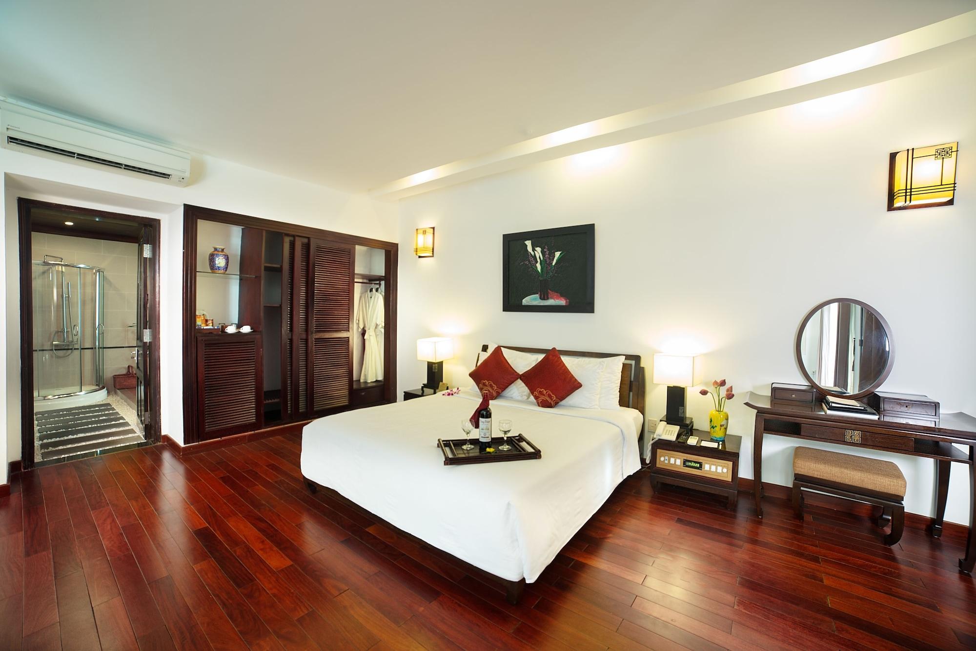 Hoi An Beach Resort 4* Hoi An