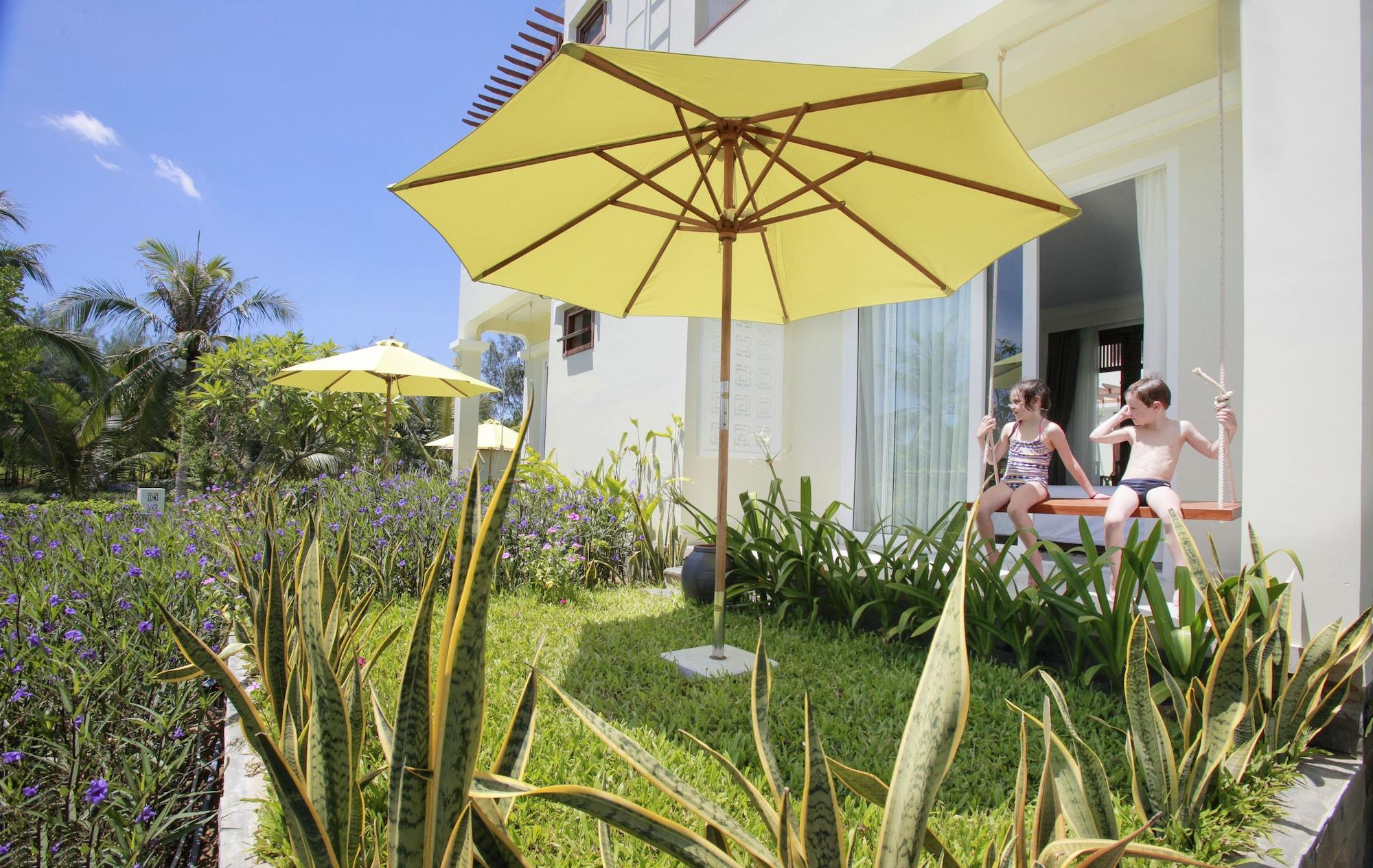 Villa Green Boutique *