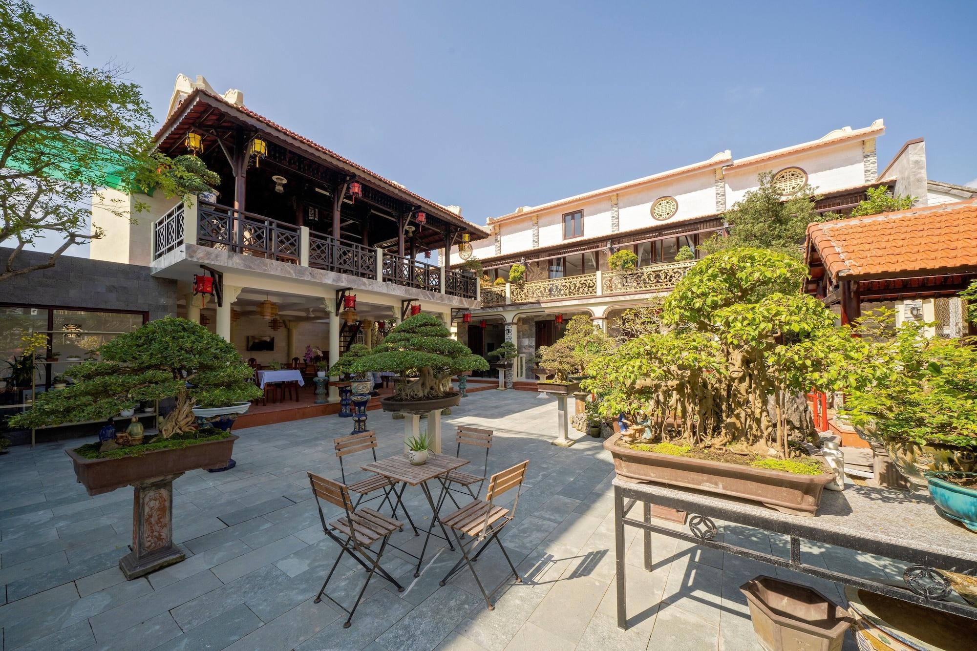 Bonsai 2* Hoi An