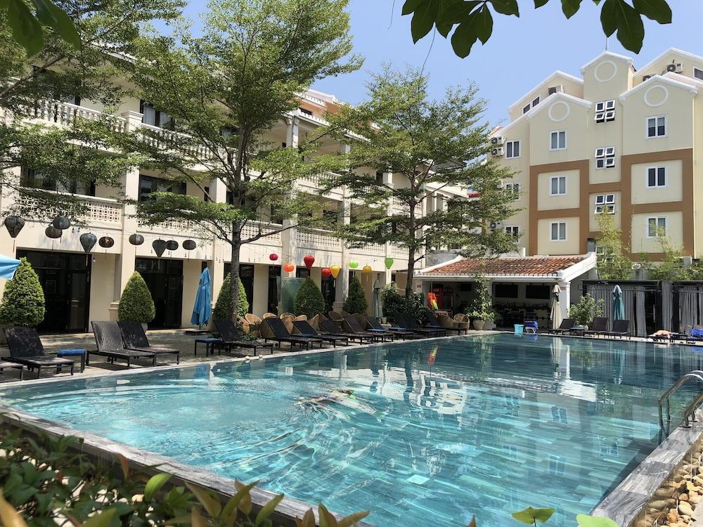 Thanh Binh Riverside 4*