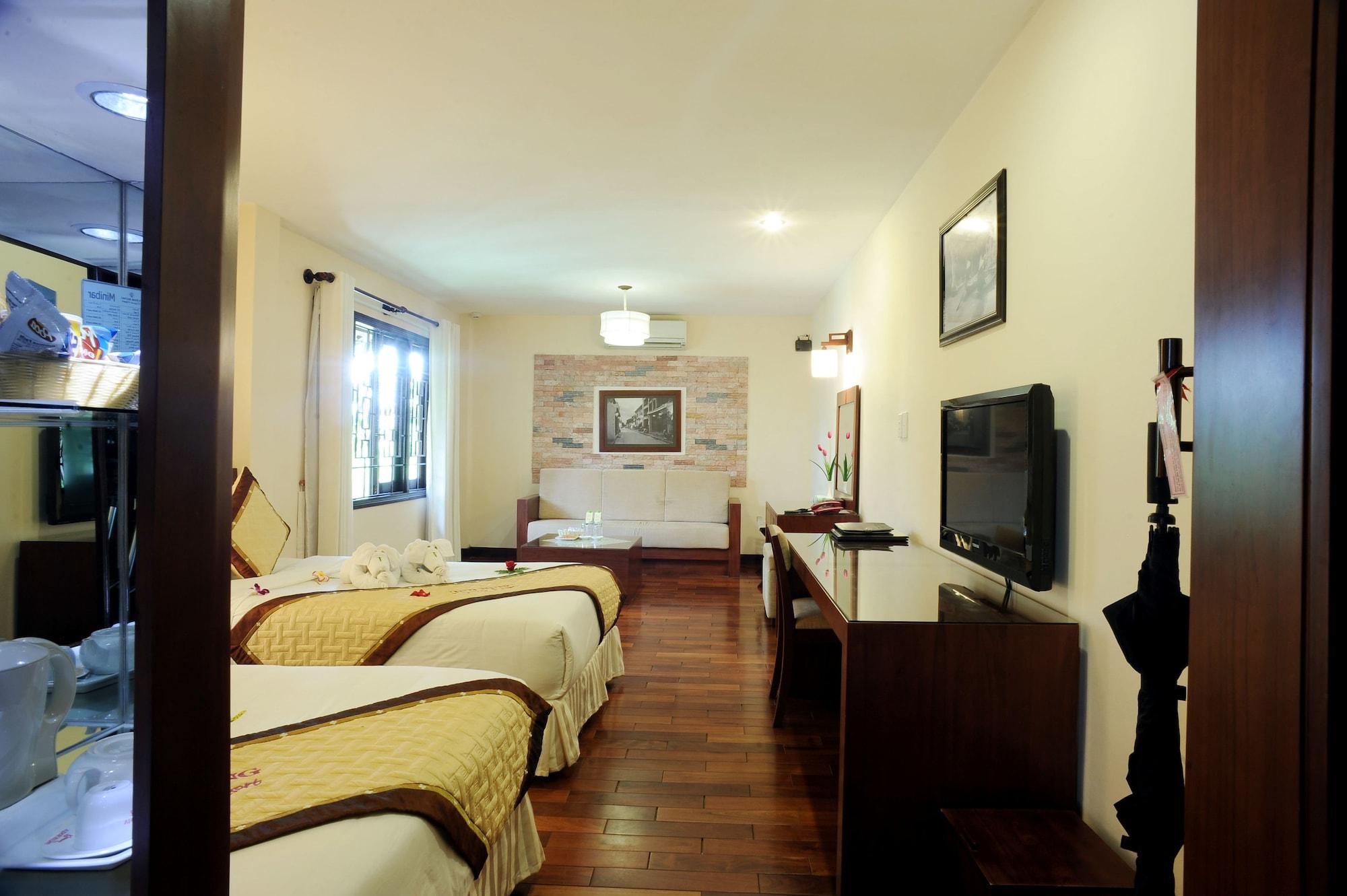 Resort Vinh Hung Riverside & 4*