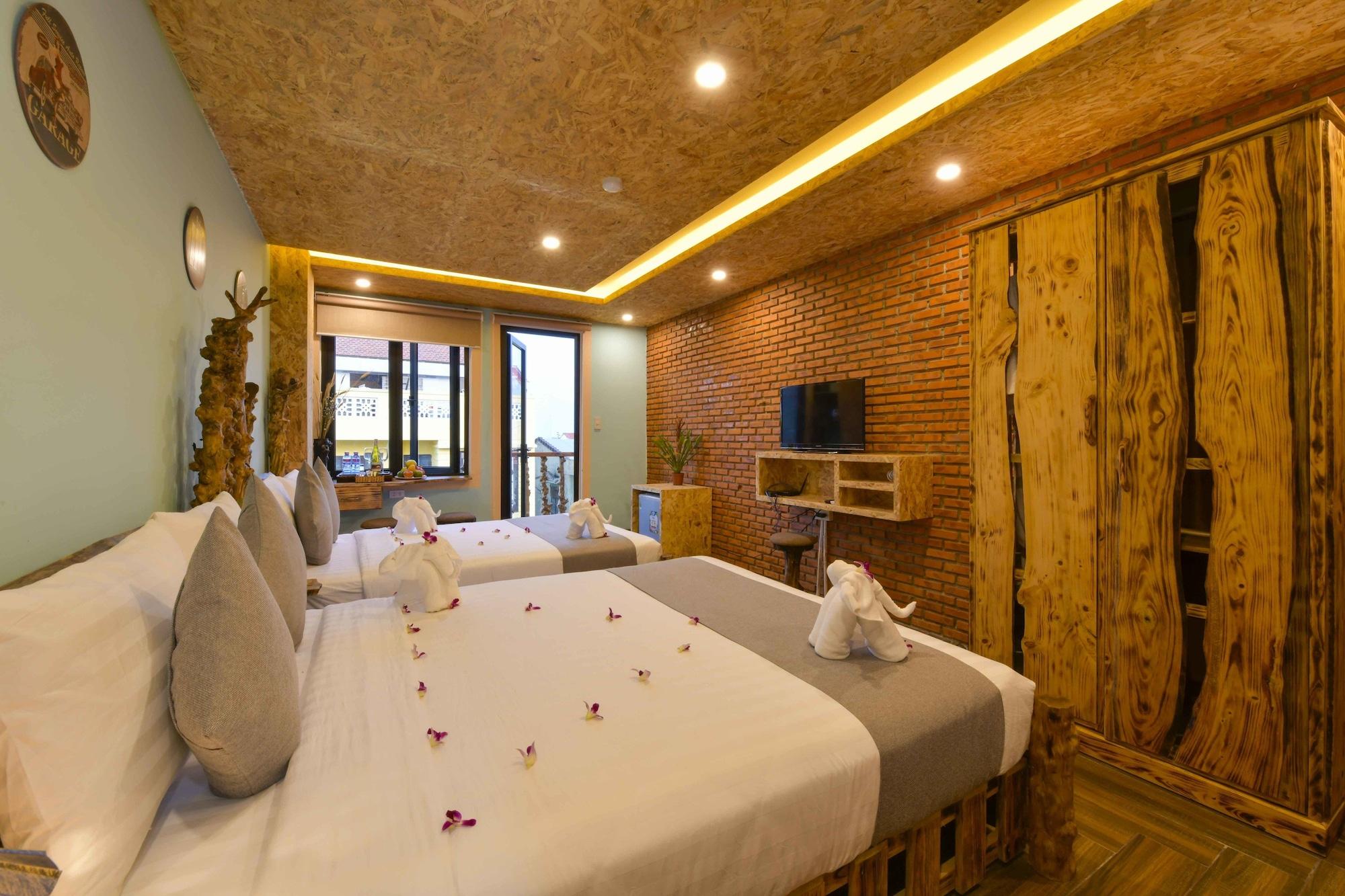 La An Old Town Hotel 3*
