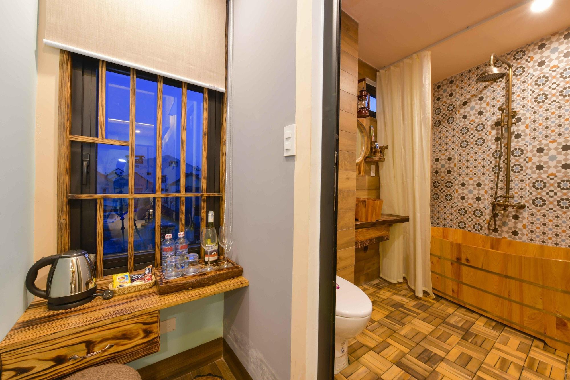 Hotel La An Old Town 3*