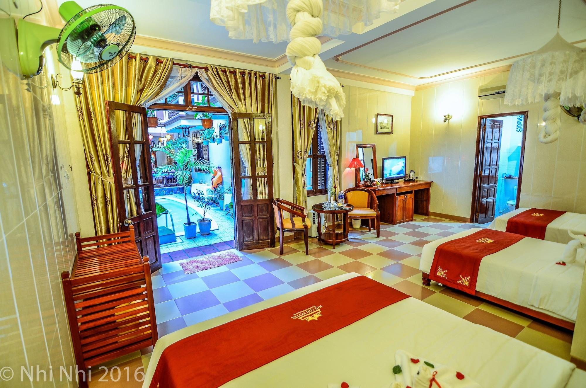 Nhi Nhi Hotel 3*