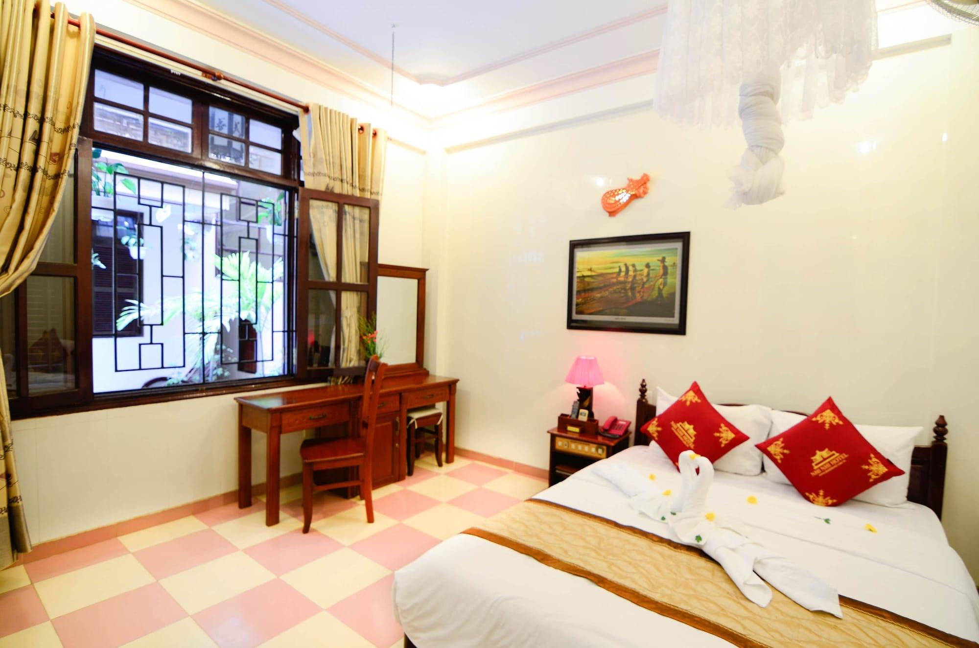 Nhi Nhi Hotel 3*