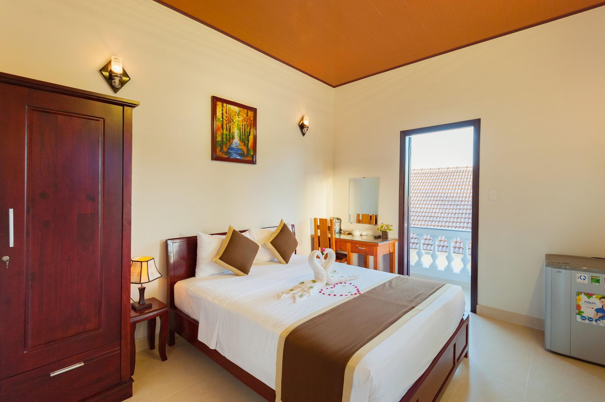 Luna Hotel 3*